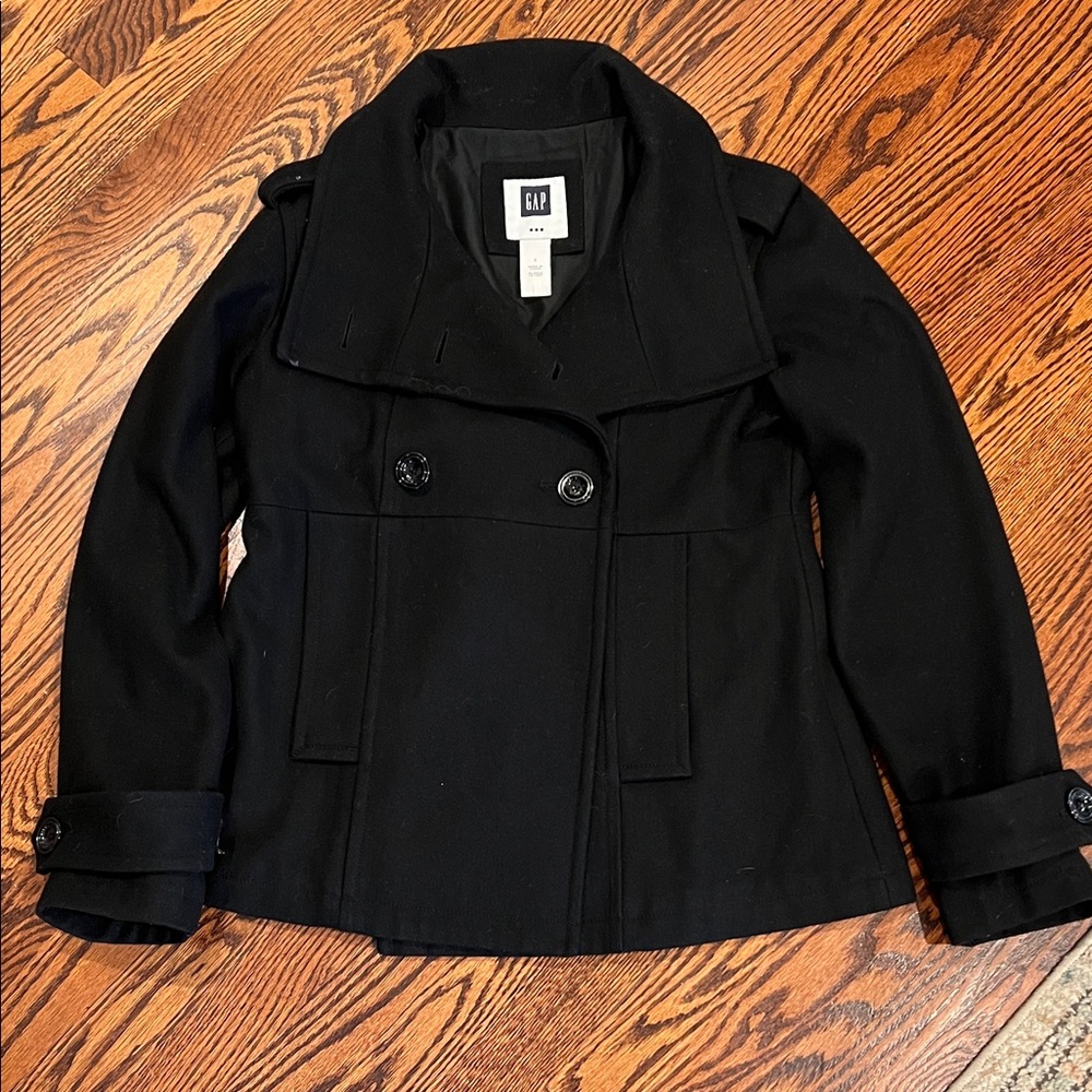 GAP Women's Elegant Black Peacoat